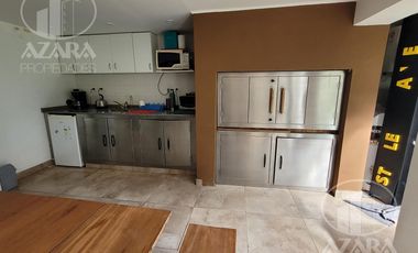 Local industrial con vivienda a metros de Mitre y Pelliza