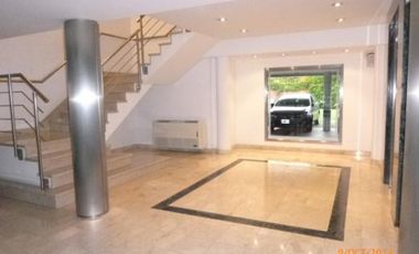 Oficina en venta a metros de Unicenter