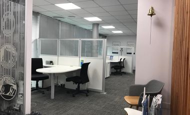 Oficina en venta a metros de Unicenter