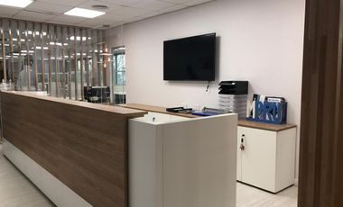 Oficina en venta a metros de Unicenter