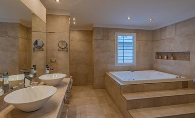 Casa en Pinos De Anchorena