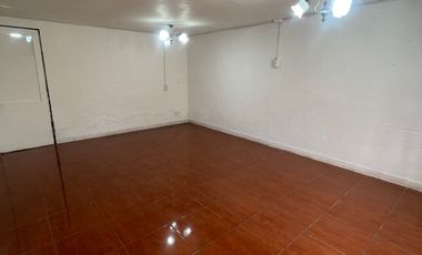 Casa en venta con buen precio en la comuna de  Conchali
