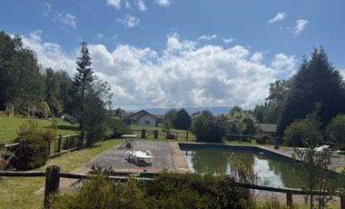 Casa en venta c/ estacionamiento en Molco