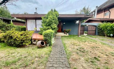 ARRIENDA ESPACIOSA CASA CERCANA A AVENIDA ALEMANIA