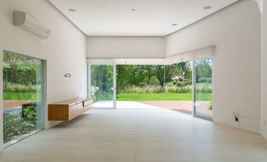 Residencia en venta frente al campo de golf las lomas COTO PEÑAS 56
