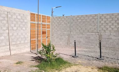 CABAÑA EN PICA SECTOR LA BANDA CON ENERGÍA SOLAR