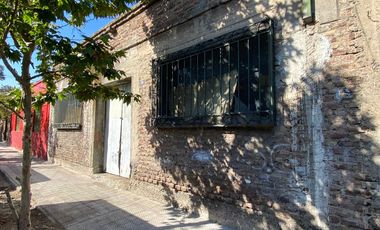 INVERSIÓN BARRIO ITALIA 362 M2 CON DOBLE ACCESO