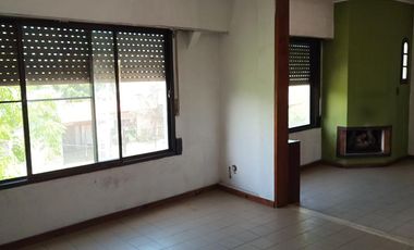 Ph de cinco ambientes en Remedios de escalda