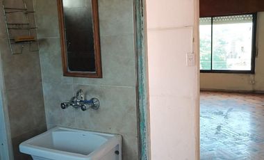 Ph de cinco ambientes en Remedios de escalda