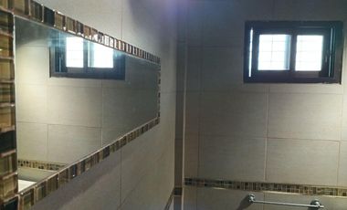 Ph de cinco ambientes en Remedios de escalda