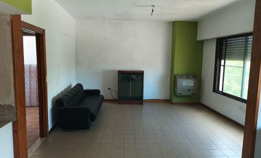 Ph de cinco ambientes en Remedios de escalda