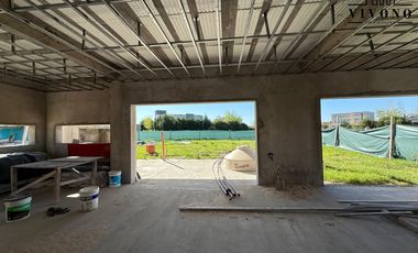 Casa en obra en venta