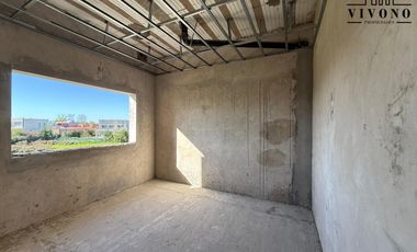 Casa en obra en venta