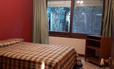 EXCELENTE CONSTRUCCION, AMPLIA CASA TRADICIONAL