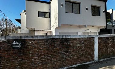 Departamento de 1 dormitorio con cochera a estrenar