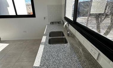 Departamento de 1 dormitorio con cochera a estrenar