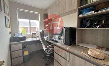 Casa en Venta en Condominio