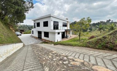 Finca en Venta Ubicado en Rionegro Codigo 2147