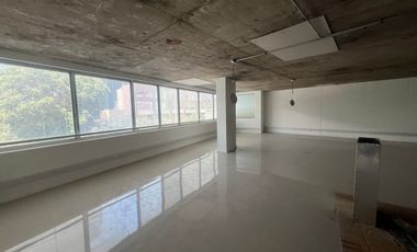 Planta Libre de 165 m2, donde diseñas tu Negocio!!!!! Amplio