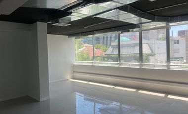 Planta Libre de 165 m2, donde diseñas tu Negocio!!!!! Amplio