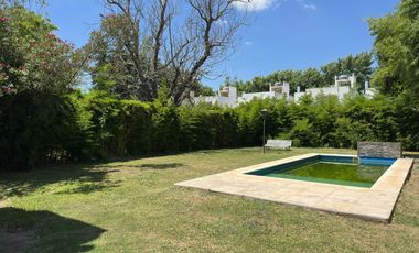 San Jose 3181, 3 casas sobre 2800m2