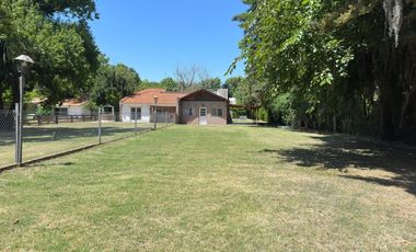 San Jose 3181, 3 casas sobre 2800m2