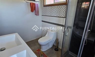 Casa en Arriendo en Vivente Perez Rosales