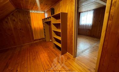 Casa en Arriendo en BOMBERO GARRIDO apostol Pedro