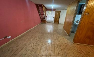 Casa en Arriendo en BOMBERO GARRIDO apostol Pedro