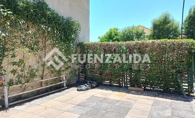 Casa en Arriendo en Laura Barros Condominio Alto Mar