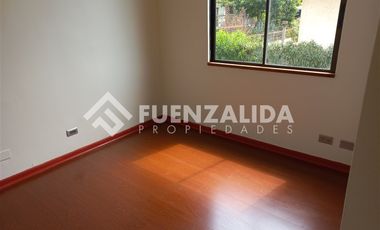 Casa en Arriendo en Laura Barros Condominio Alto Mar