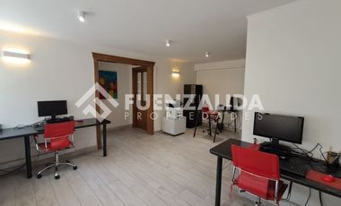 Oficina en Arriendo en Av. Presidente kennedy con Artuto Ureta