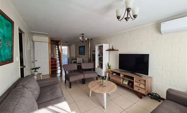 Casa en Arriendo en Camino El Alba, Graneros