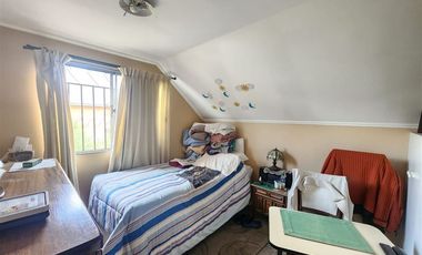 Casa en Arriendo en Alto Lo Castillo, Machalí