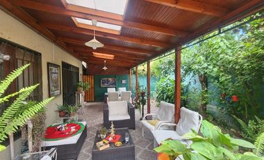 Casa en Arriendo en Alto Lo Castillo, Machalí