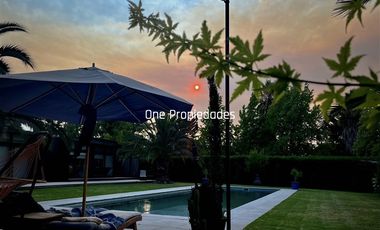 Casa en Venta en Ideal Familia e Inversión: 2 Casas 2 Deptos Galpon 400m2