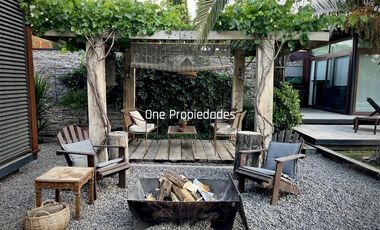 Casa en Venta en Ideal Familia e Inversión: 2 Casas 2 Deptos Galpon 400m2