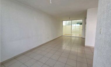 CASA EN RENTA EN SAN JUAN DEL RO, QUERÉTARO.