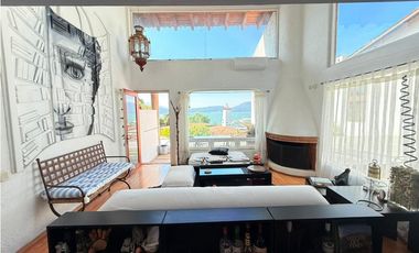 TOWN HOUSE PLAZA VALLE