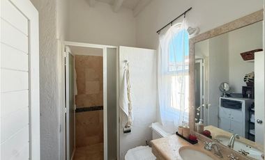 TOWN HOUSE PLAZA VALLE