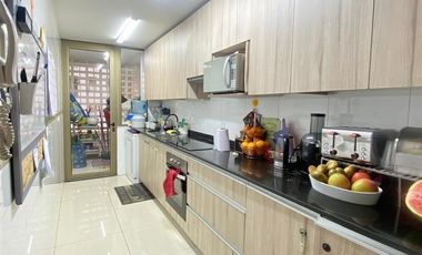 Departamento en Venta en Avenida Las Condes 12590