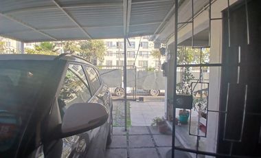 Venta de Amplia Casa 4 Dormitorios.  Excelente Ubicación