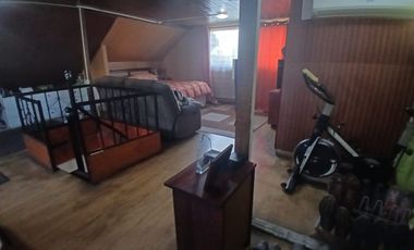 Venta de Amplia Casa 4 Dormitorios.  Excelente Ubicación