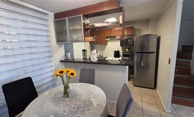 Casa en Venta en AVENIDA DIEGO PORTALES CON PAULO FREIRE