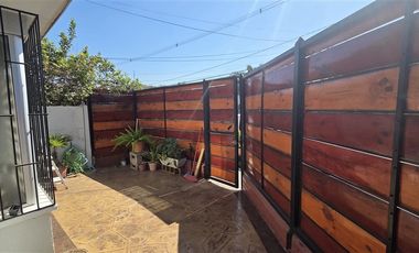 Casa en Venta en AVENIDA DIEGO PORTALES CON PAULO FREIRE