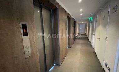 Departamento en Venta en Av. Edmundo Pérez Zújovic