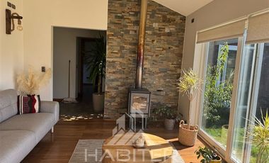 Casa en Venta en Parque Ivian II