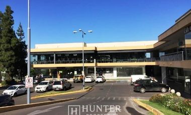 Local Comercial en Arriendo en El Alba / La Plaza. San Carlos de Apoquindo