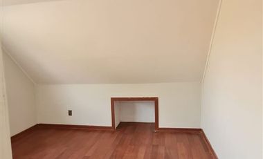 Casa en Venta en PASAJE LOS CASTAÑOS