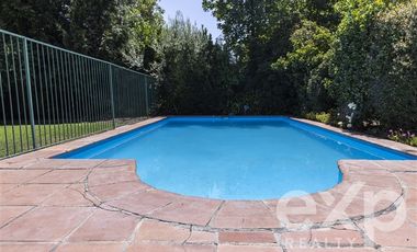 Casa en Venta en Condominio Las Bandadas